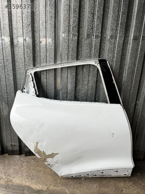 RENAULT CLİO 4 HB SAĞ ARKA KAPI ORJİNAL ÇIKMA