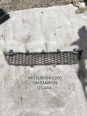 MİTSUBİSHİ L200 ORJİNAL ÖN TAMPON IZGARA 2010-2014