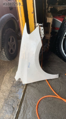 Volkswagen Polo Sağ Ön Çamurluk - Çıkma Parça