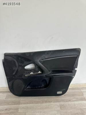 TOYOTA AVENSİS SAG  ÖN KAPI DÖŞEMESİ 67777-05040