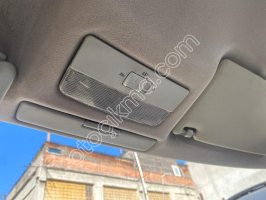 Volkswagen Golf 4 Tavan Lambası Hatasız Orjinal Çıkma