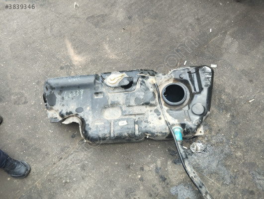 PEUGEOT 307 DİZEL YAKIT DEPOSU