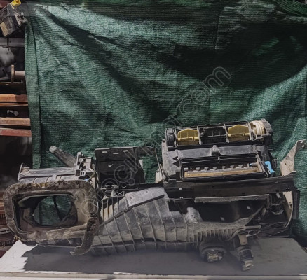 VOLKSWAGEN CADDY 2005-11 KALORİFER KAZANI 1K1820308B
