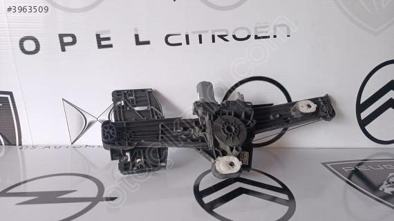 OPEL CORSA F SAĞ ARKA CAM KRİKOSU 9829045580