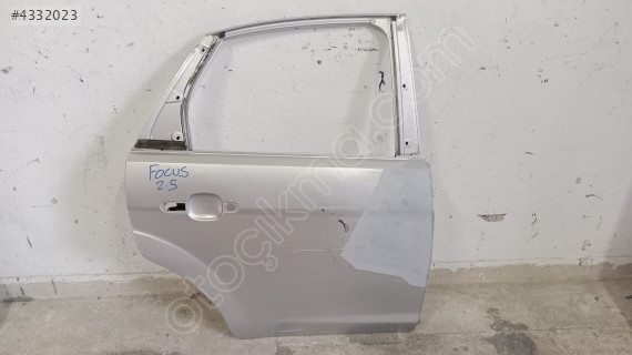 Fokus 2.5 sag arka kapi