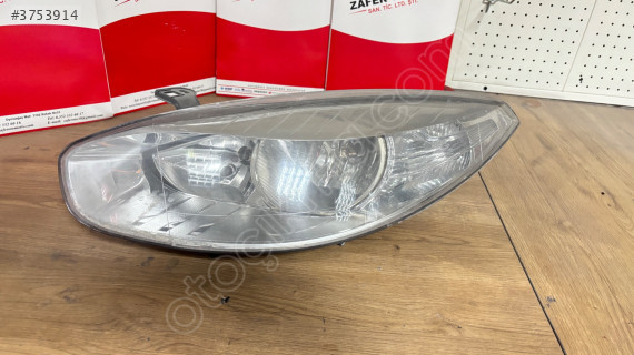 Renault Fluence Sol Far düz