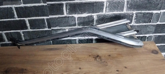 Vw touareg sağ koruma deflektörü orijinal