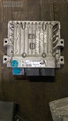 CH12-12C520-AC SID208 LAND ROVER DEFENDER