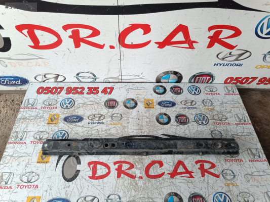 RENAULT TRAFİC ON PANEL RADYATÖR ALT SACI CIKMA PARCA