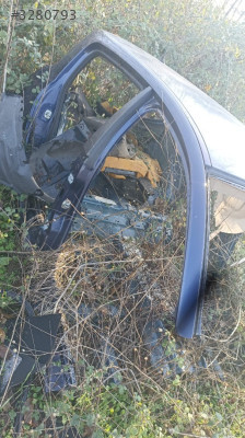 MEGANE HEÇBEK TAVAN ARKA KASA KUPA KAYHANLAR OTO ÇIKMA