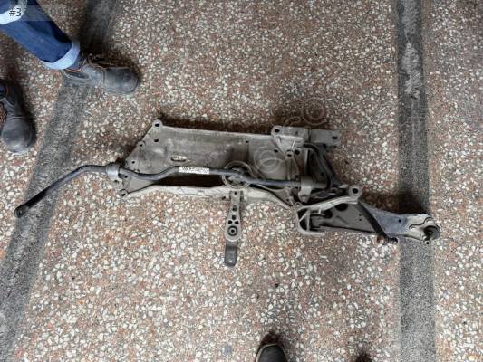 VOLKSWAGEN CADDY MOTOR TRAVERSİ 04-11 MODEL ORJİNAL ÇIKMA