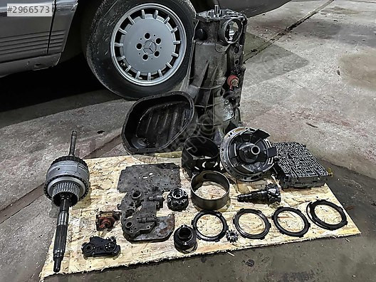 MERCEDES W124-W126-W201-W202 ORJ. ŞANZIMAN PARÇALARI VE KOVANLAR