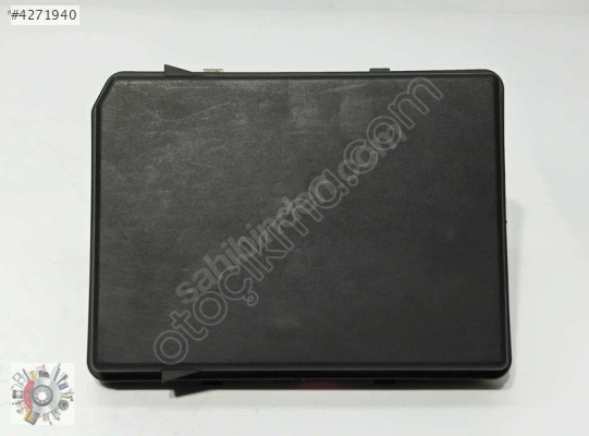 284B61704R RENAULT CLİO 5 UPC SİGORTA KUTUSU