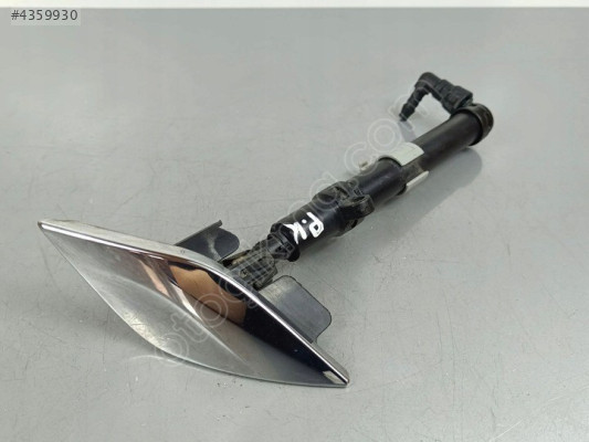 MASERATI QUATTROPORTE FAR YIKAMA ROBOT VE KAPAĞI 2013/2018