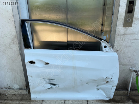 HYUNDAİ ELANTRA ÇIKMA ORJİNAL SAĞ ÖN KAPI BD1