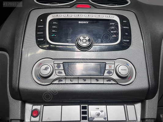 FORD FOCUS 2.5 DİJİTAL KLİMA KONTROL PANELİ