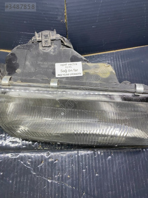 OPEL VECTRA SAĞ ÖN FAR