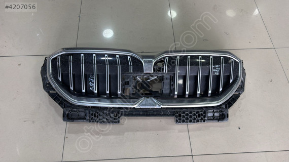 BMW 5 SERİ G60 İ5 PANJUR PANJUR ARKASI MASKE 5A09B52