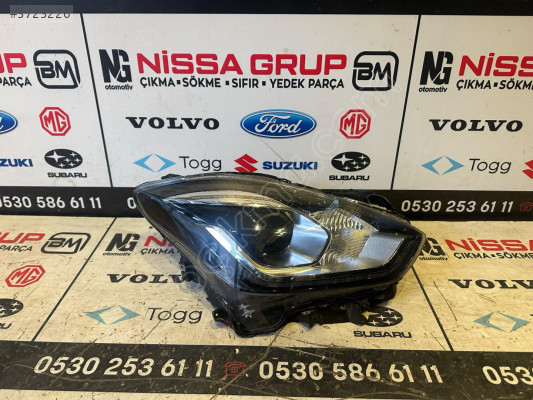 SUZUKİ SWİFT ÖN SAĞ FAR ORJİNAL ÇIKMA YEDEK PARÇA