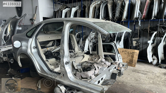 FORD FOCUS 2 ARKA ÇAMURLUK BURSA MG