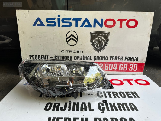 Peugeot 208 sağ ön far 9823193580