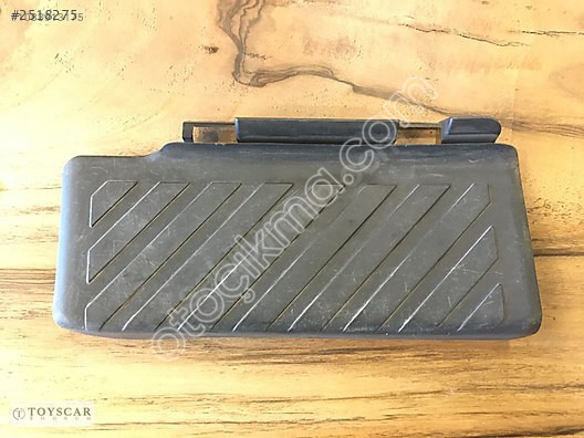 Passat Golf A3 Superb Yolcu Ayak Destek Bakaliti Orj 5Q18647