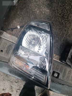 KİA BONGO SAĞ ÖN FAR ORİJİNAL ÇIKMA 2015-2025