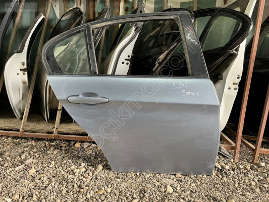 BMW E90 SAĞ ARKA KAPI BOYASIZ DOLU MONTECAR