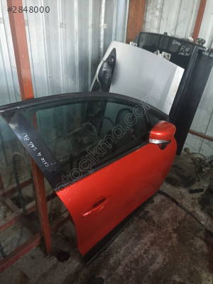 RENAULT CLIO 4 SAĞ ÖN KAPI