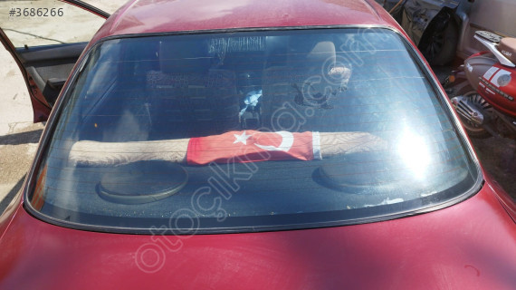 Toyota Corolla efsane kasa 1993 orjinal arka cam