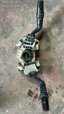 2008-2012 FORD RANGER ÇIKMA ORJİNAL SİNYAL SİLECEK KOLU