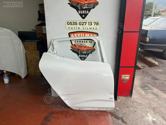 RENAULT CLİO 5 SAĞ ARKA KAPI ORJİNAL