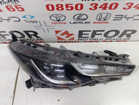 TOYOTA COROLLA CROSS SAĞ FAR ÇIKMA ORİJİNAL PARÇA