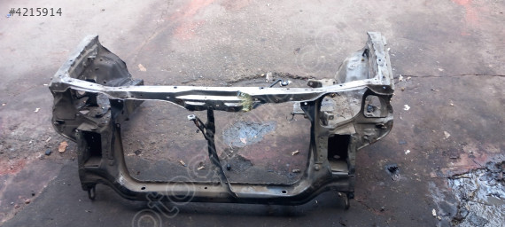 Toyota carina ön panel