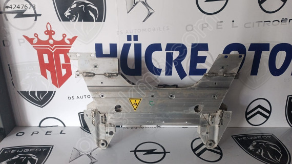 PEUGEOT 2008 ÖN TRAVERS BEŞİK 9832719280 9825331880