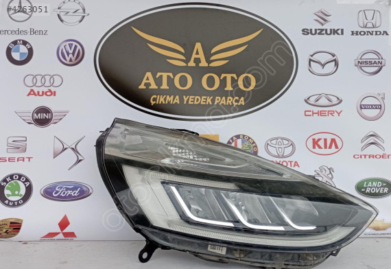 RENAULT CLİO 4 ORJİNAL ÇIKMA SAĞ FAR n