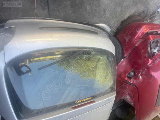 Peugeot 206 gri renkte arka bagaj kapağı