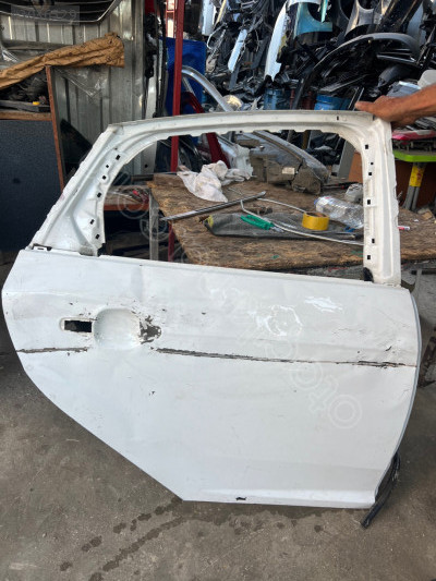 2014 ford focus çıkma arka sağ kapı
