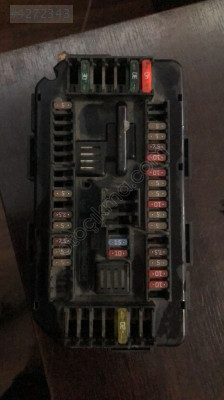 BMW F30 SİGORTA KUTUSU922487904 OTO FEDAİ