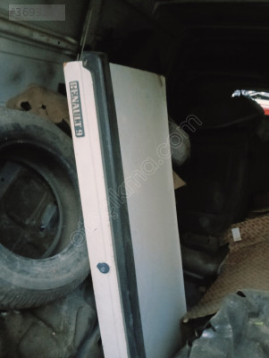 Renault 9 arka bagaj kapağı