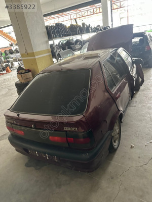 RENAULT 19 EUROPA HECBEK ARKA ÇAMURLUK KESME ORJİNAL