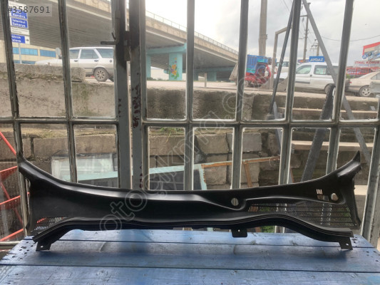FİAT FIORINO ÖN CAM PLASTİK BAKALİTİ
