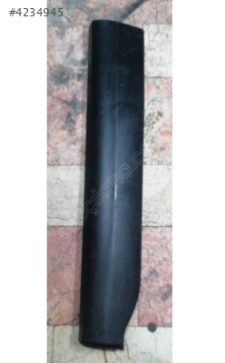 Toyota Corolla Cros sağ ön kapı bandı çıtası || Orjinal Oto Çıkma