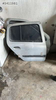RENO CLIO ÇIKMA ORJINAL SAĞ ARKA KAPI PARÇALARI
