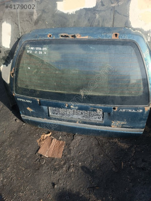 Opel Astra arka bagaj kapağı staysin