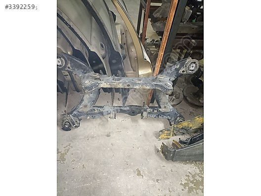 Chrysler 300c orjinal çıkma travers