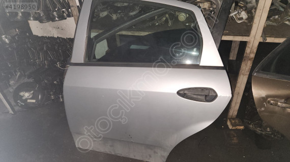 FİAT LİNEA ORJİNAL ÇIKMA SOL ARKA KAPI GRİ