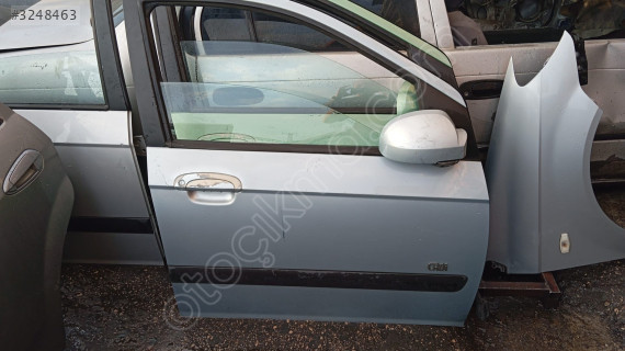 Hyundai Getz Sağ Ön Kapı - Mert Oto Çıkma Parça