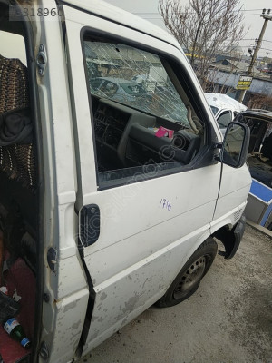 ÇIKMA VW TRANSPORTER T4 SAĞ ÖN KAPI 1716