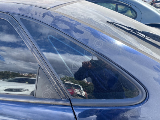 Renault Laguna 1 sol arka kelebek cam